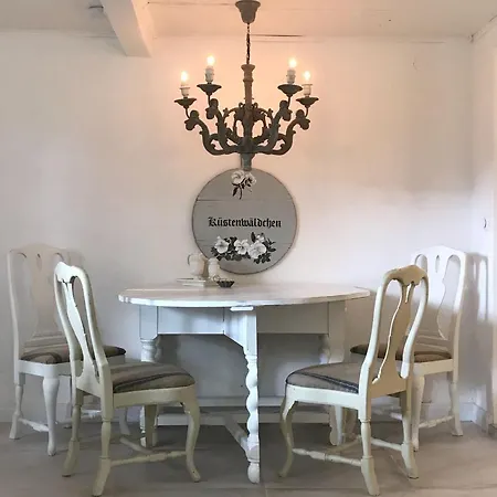 Küstenwäldchen Ferienhaus Rabenkirchen-Faulück